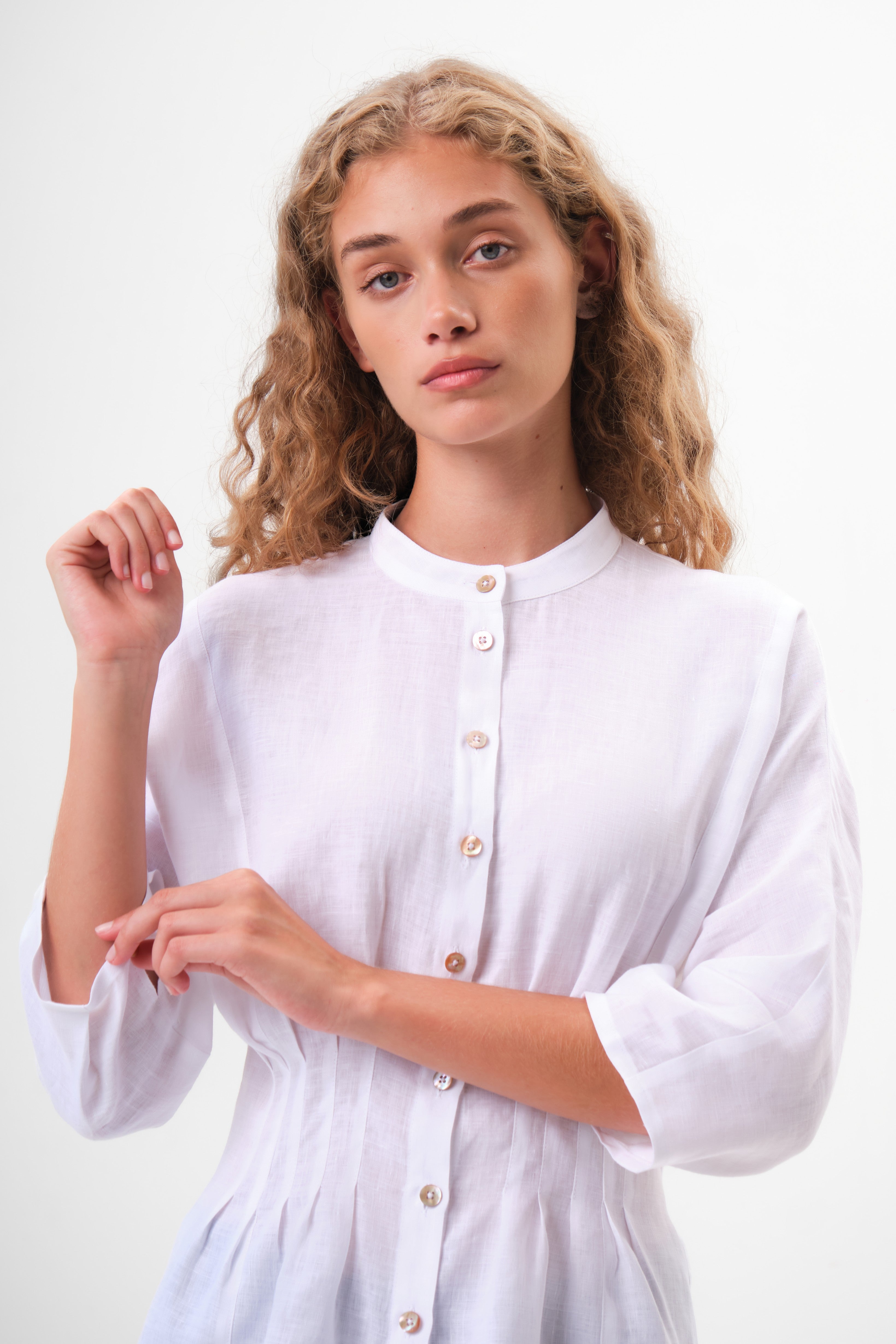 Elegant Women's Linen Blouse Blairette