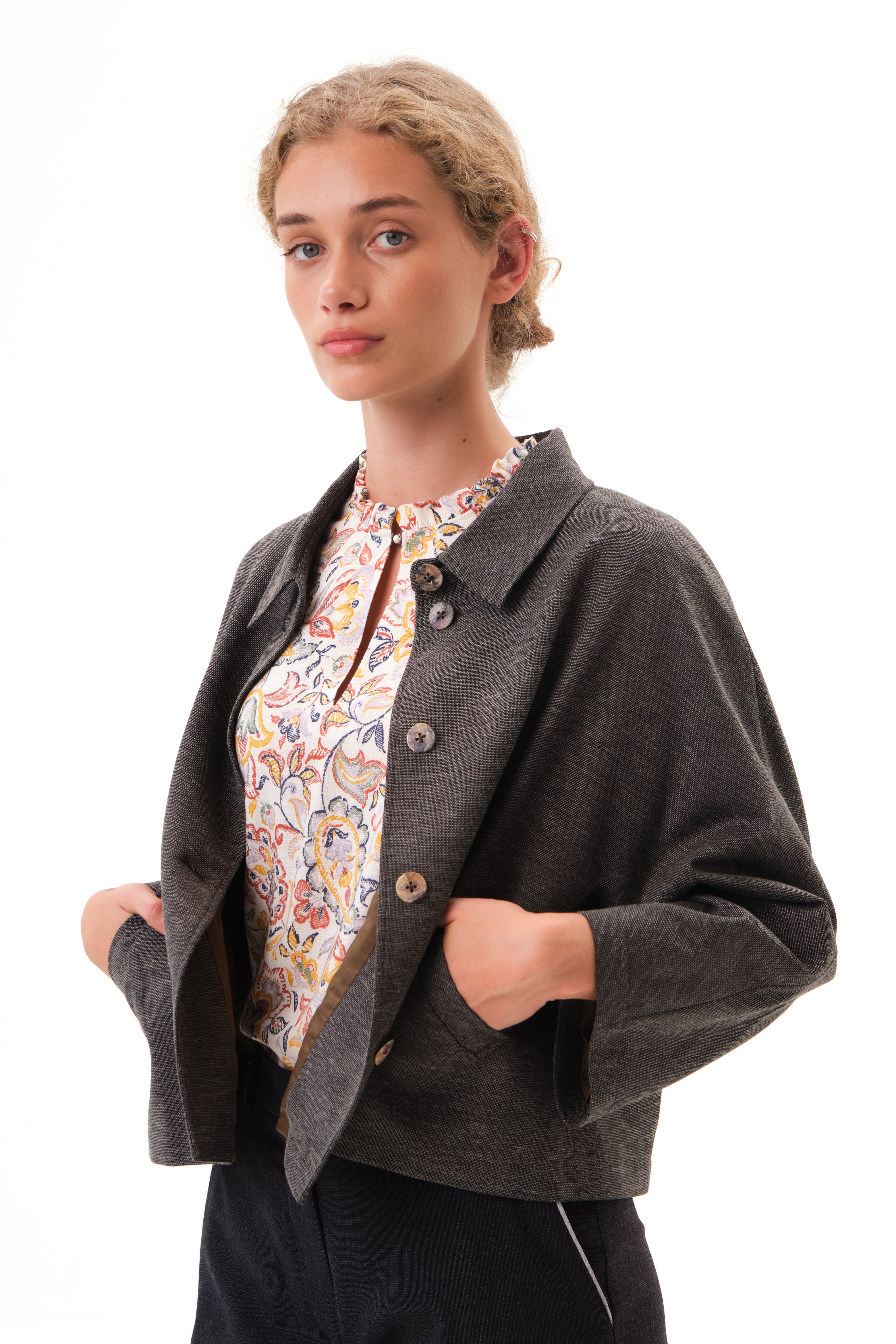 Women's Cape Carrie