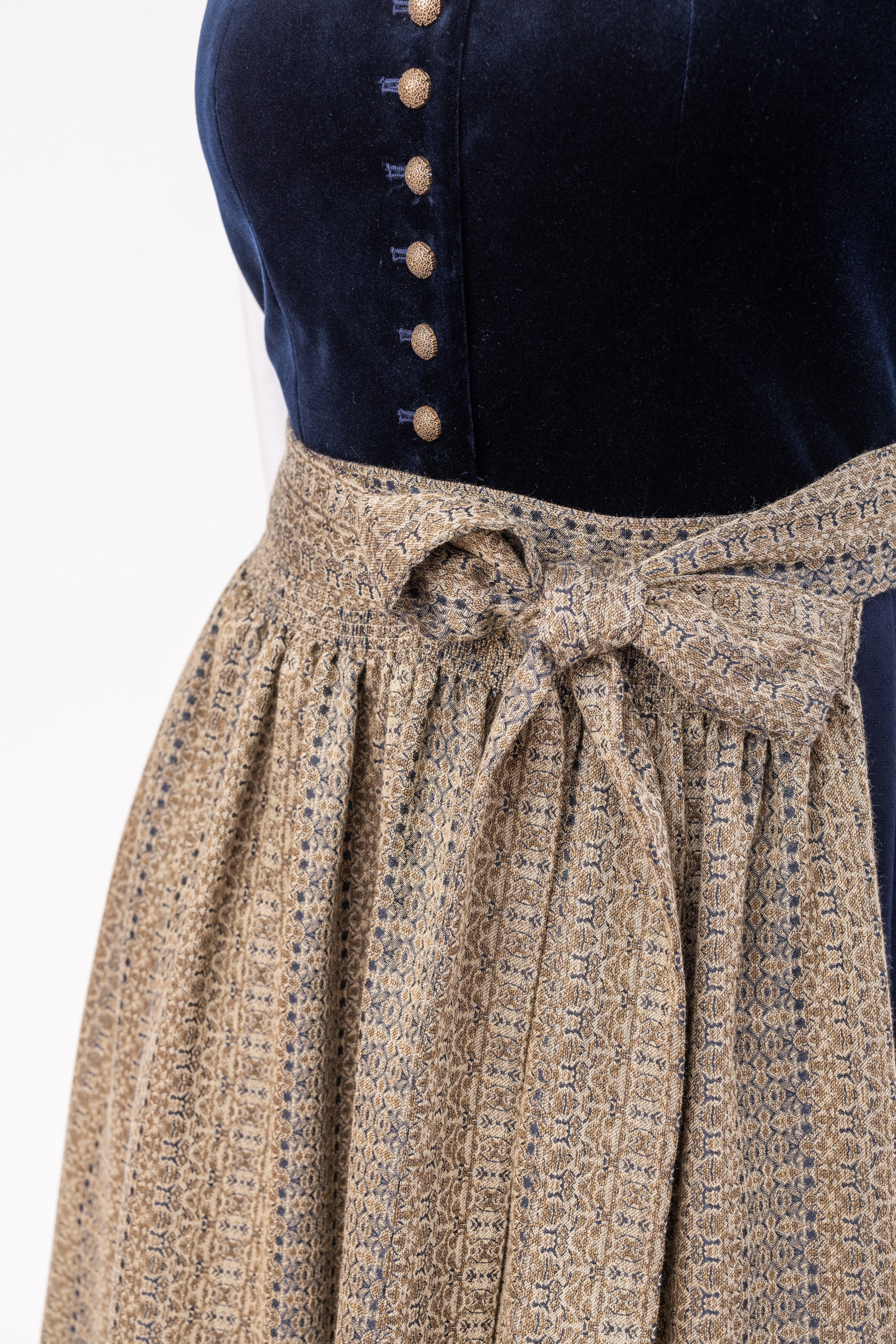 Damen Dirndl Dala aus Samt