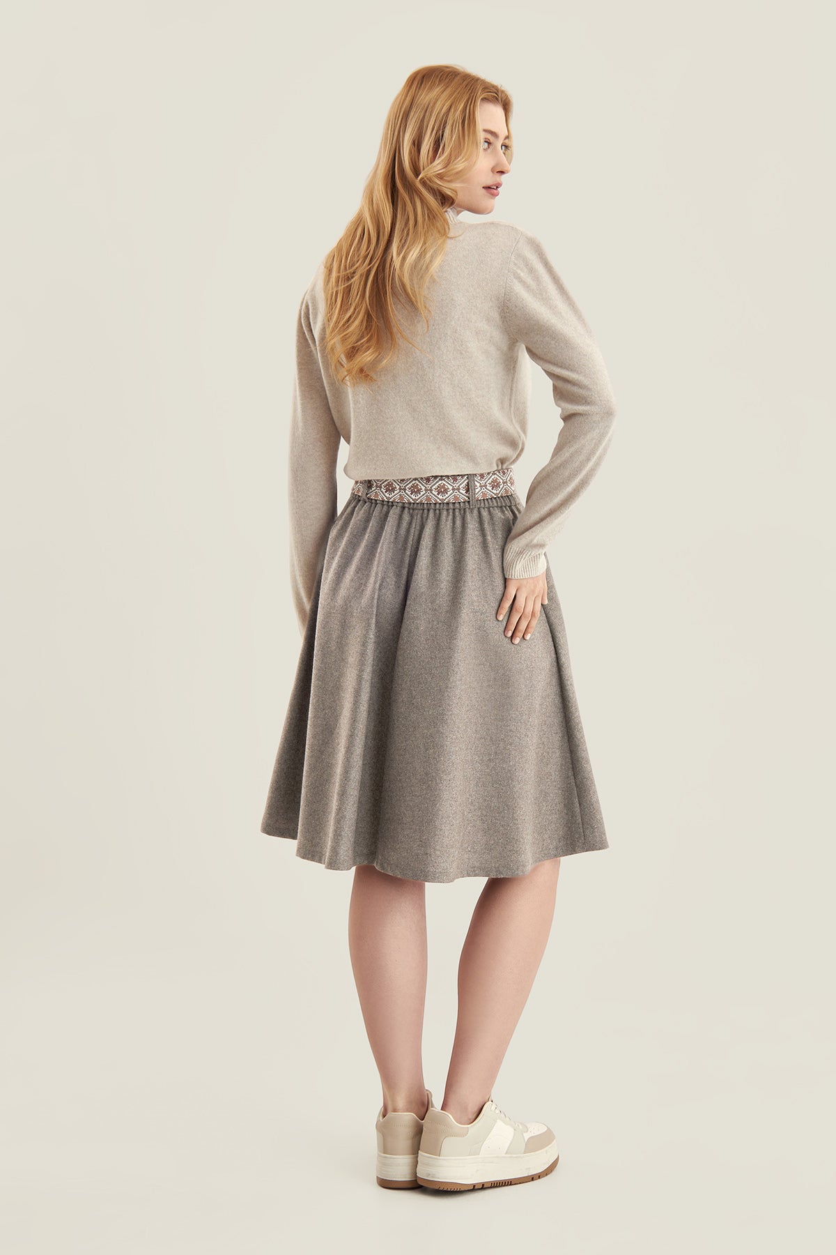 Women's Knit Sweater Pansy